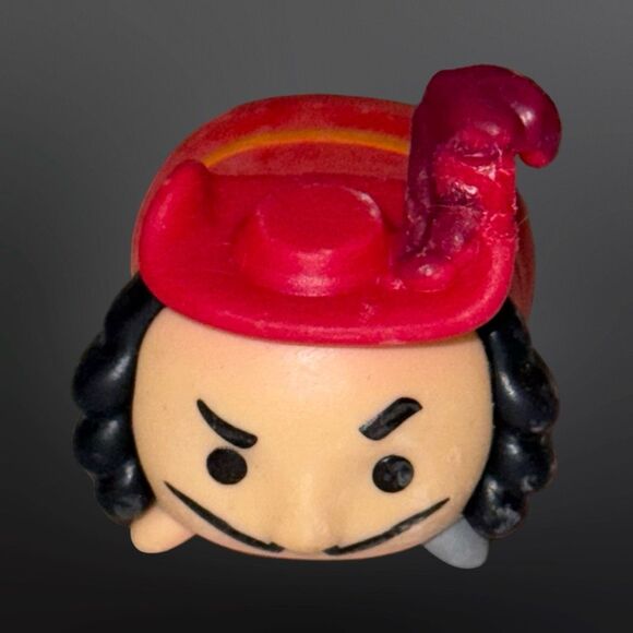 Disney Tsum Tsum Peter Pan’s Captian Hook Stackable Figure Large Size A14 - Picture 1 of 4